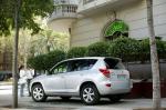 Toyota RAV4 2005 года